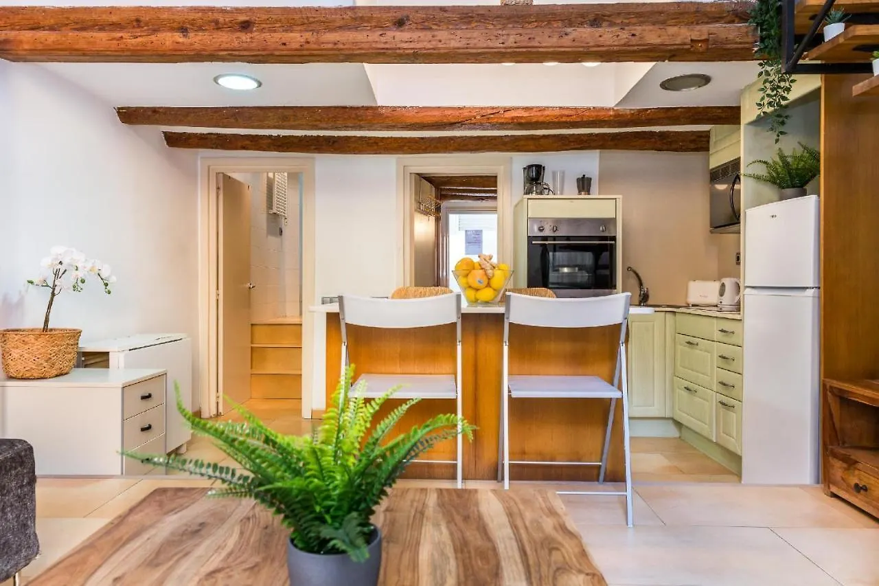 Fridays Flats Dreamy Duplex - Stylish Beach Loft Barcelona 3*,  Spanien