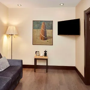 Hotel Nh Eixample, Barcellona