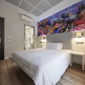 2* Guest house Standbyme Ramblas